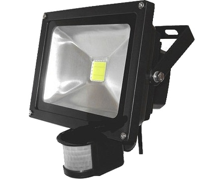 LED prozektor 10W 220V anduriga