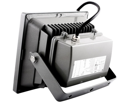 LED prozektor 50W 220V külm IP65